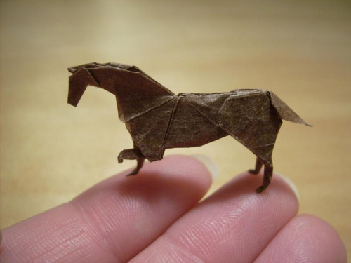 itscolossal:Nano Origami: Infinitesimal Folded Paper Creations...