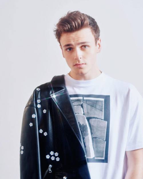 backoffmyhusband:Happy birthday Jonah Marais Roth FrantzichI love u so much. You mean...