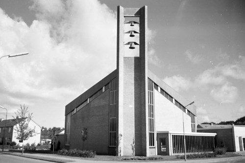 germanpostwarmodern:Stadsdennenkerk (1961) in Harderwijk, the...