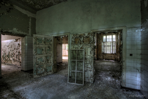 abandoned insane asylum on Tumblr