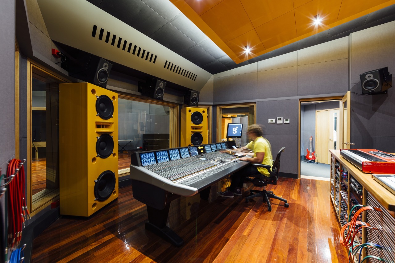 Custom Augspurger Towers loaded with 2X15 & 1X18 rock Ginger's control-room in Melbourne