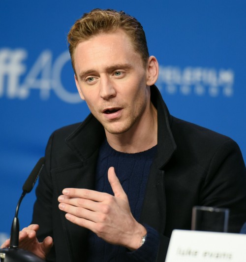 lolawashere:Tom Hiddleston at TIFF 2015, old but HQ and so damn...