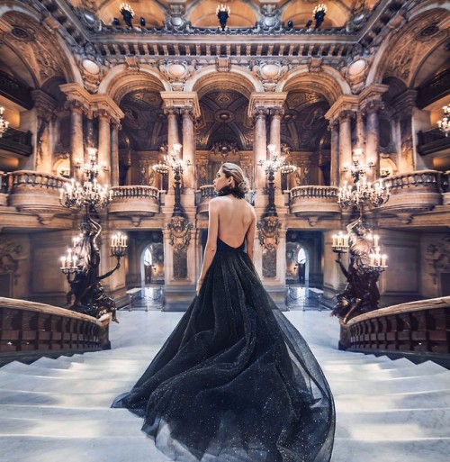 flowartstation: Fashion photography in harmony with famous...