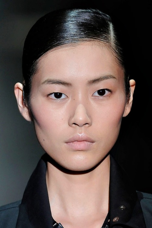 busy-lights:Beauty @ Gucci spring 2010 RTW