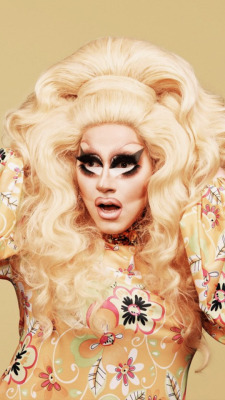 Trixie Mattel Wallpaper Tumblr