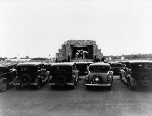 semioticapocalypse:The first drive-in theater in Camden, New...