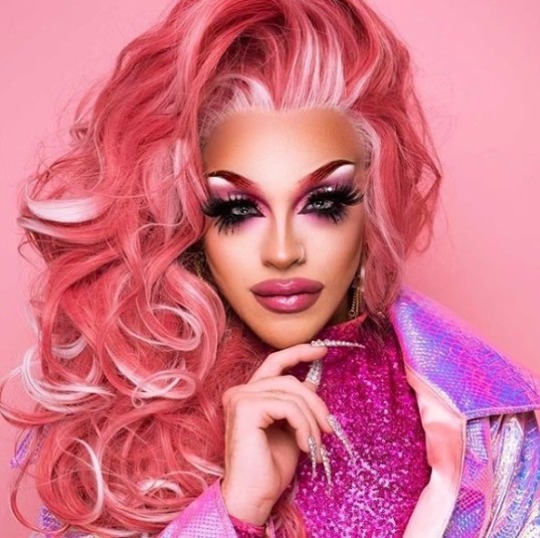 On Point With Ariel Versace Thotyssey