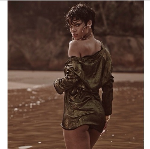 Rihanna babe vouge shoot