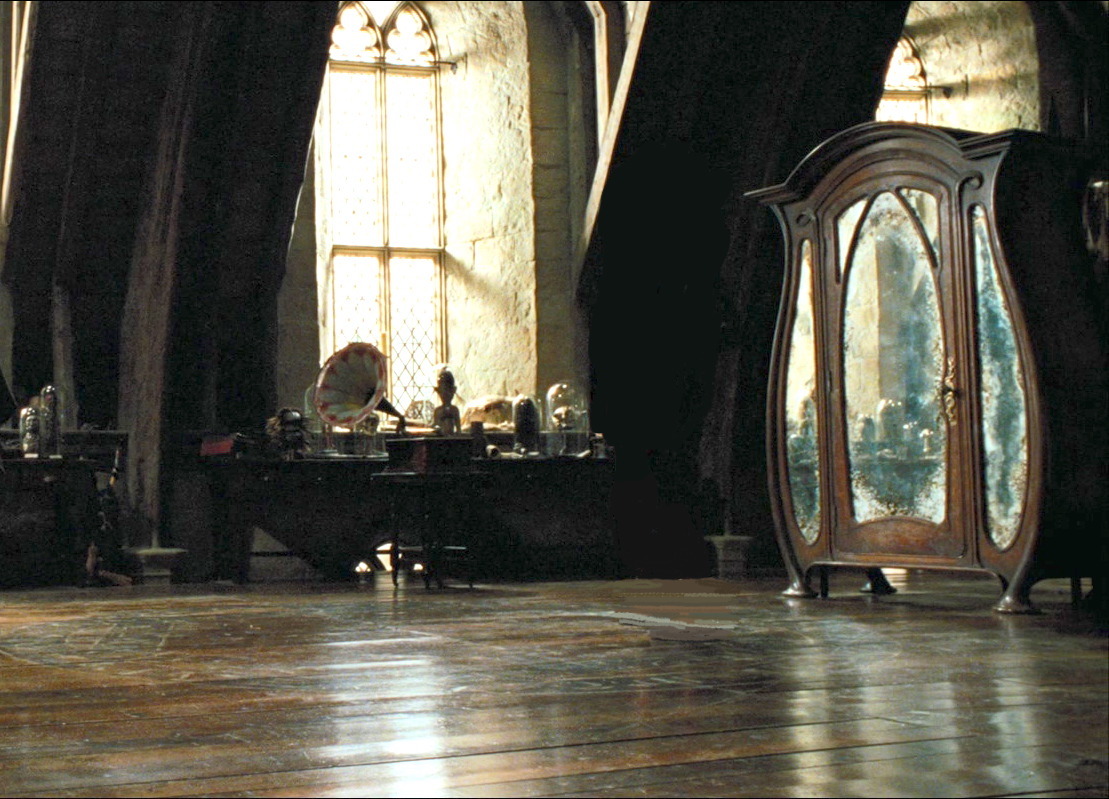 A View From the Hogwarts Bridge — Boggart wardrobe and other ...