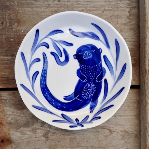 sosuperawesome:Illustrated Ceramics, by Becca Jane Koehler on...