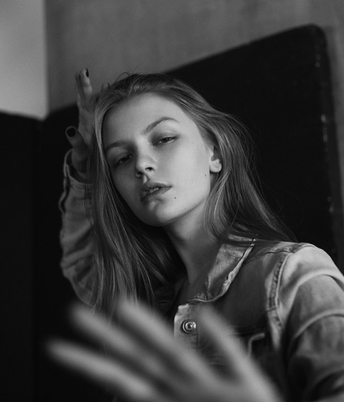 black and white portrait portrait photography portrait photoshoot