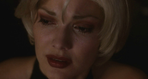 i-think-i-just-shat-myself:Mulholland Drive (2001) dir. David...