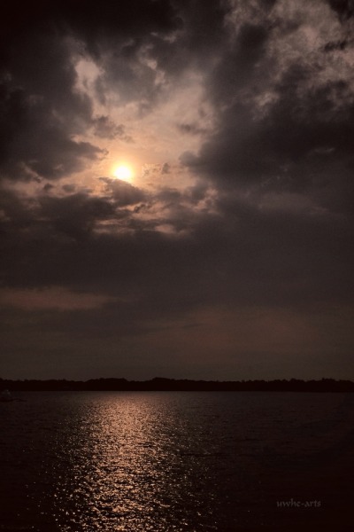 Image result for Caspar David Friedrich sun or moon breaking through clouds