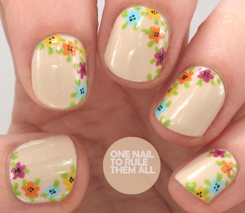 onenailtorulethemall:Side Florals for Divine Caroline