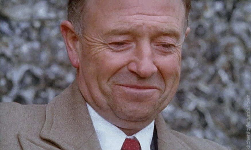 Foyle's War: They Fought in the Fields: Michael Kitchen: chat with Barbara smile 2