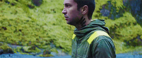 [Image: tumblr_pqob6kNrLs1qh5suao6_540.gif]