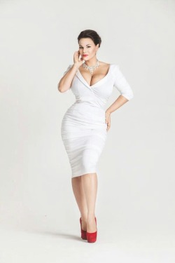 Russian Curvy Models Plus Size Beauty Photo