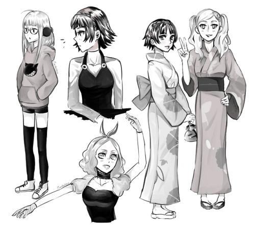 macalbahaca:Bocetos de las nenas de P5 <3