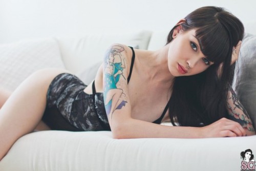 altmodelgirlcrush2:Arwen Suicide...