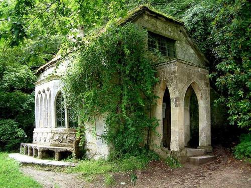 forthestrangeandthebeautiful:Stourhead cottage, in the UK. by...