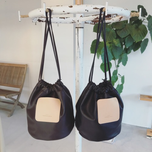 SCYE・Soft Leather Drawstring Bag | a flat shop