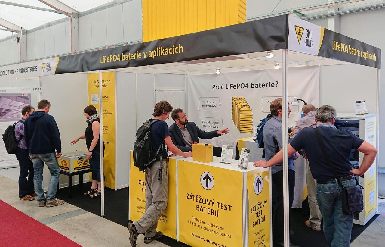 Promoting the Winston Battery cells at ForArch 2018