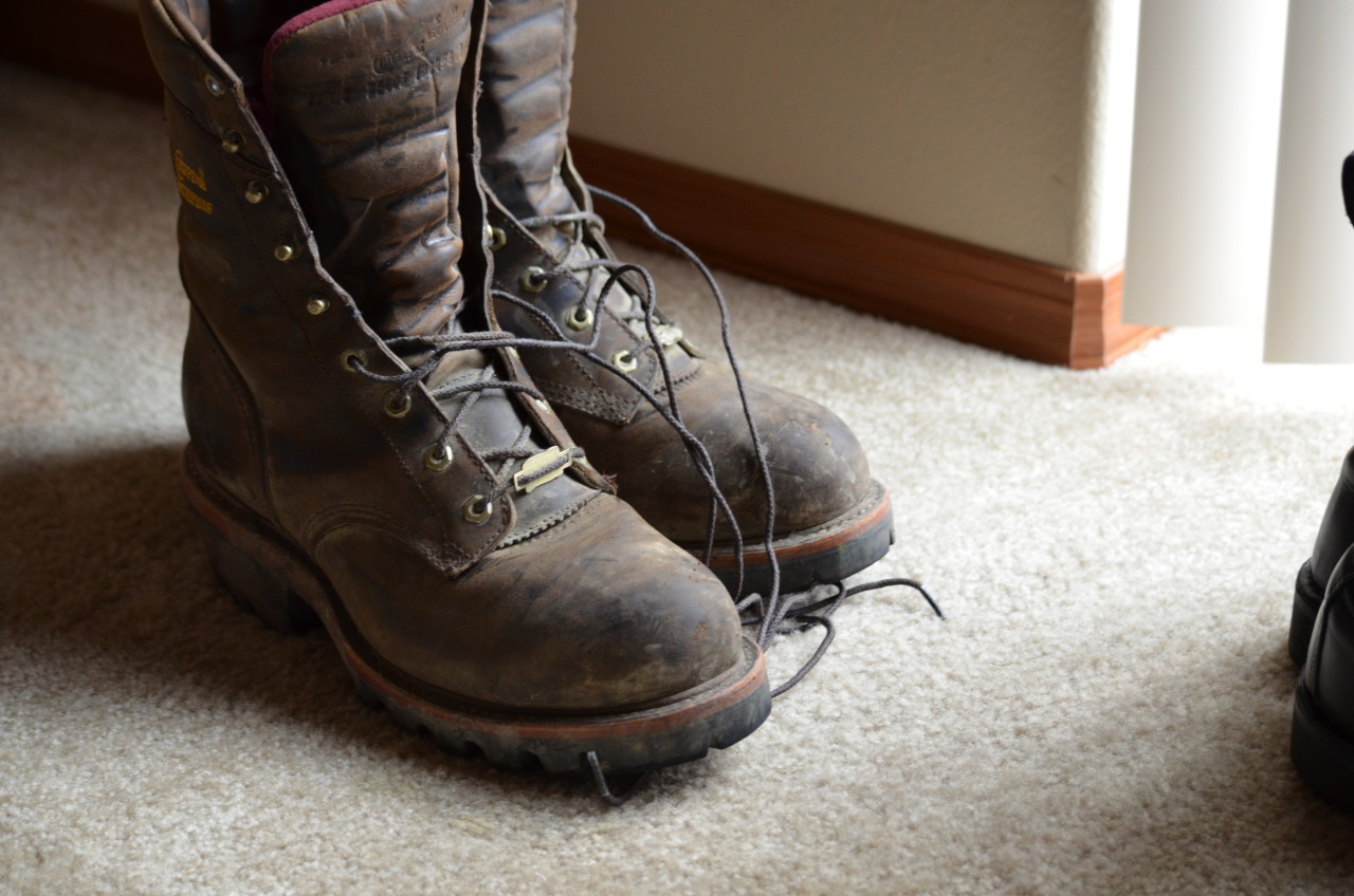 chippewa super logger leather boot