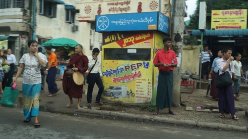 pulitzercenter Myanmar (Burma) rangon boston university student fellow buddhist pagoda PCSF13