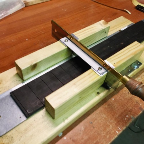 ceciguitars:fret slotting #ceciguitars #luthiery #handmade...