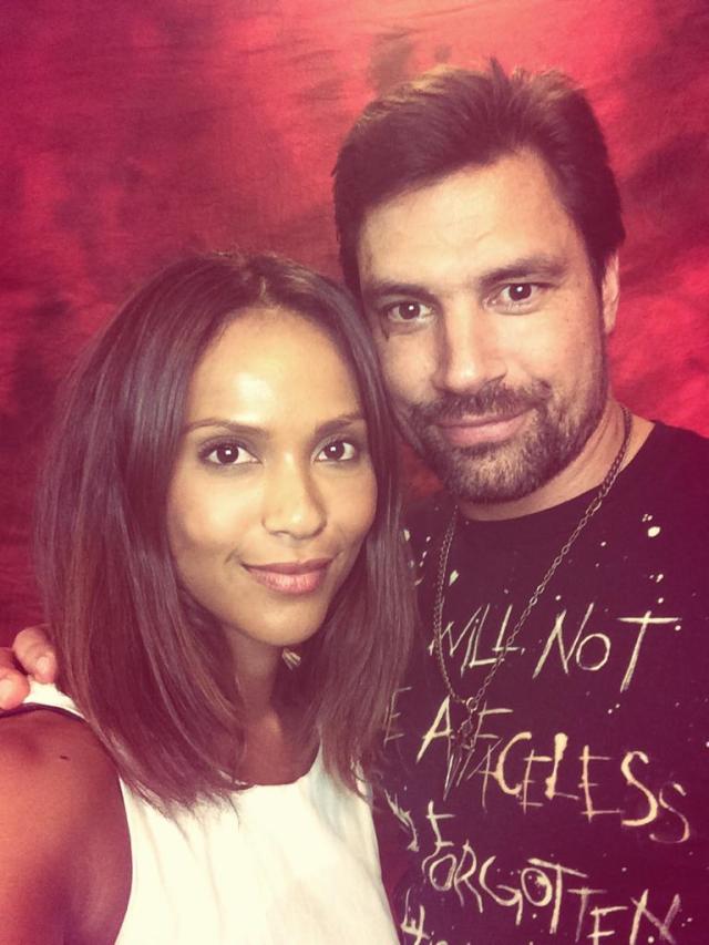 Manu Bennett Fans