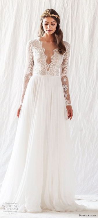 (via Divine Atelier 2019 Wedding Dresses | Wedding Inspirasi)
