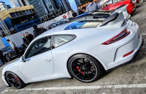 Absolutely sublime #gt3 #991.2 @wilsoncarsandcoffee...