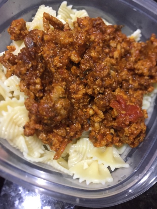 Meal Prep ; Lunch - Gluten free bow tie Pasta with Ground Turkey...