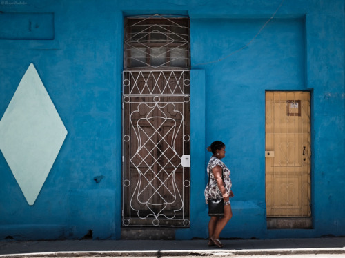 florentbachelier:“ Por la Calle “ // Havana // 2017