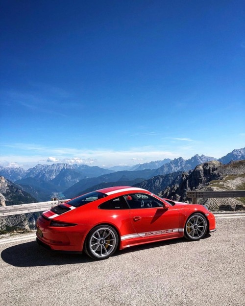 carcrazedfool:Spectacular views at the top of the Three Peaks...