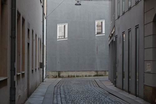 scavengedluxury:Dresden backstreets, September 2018.