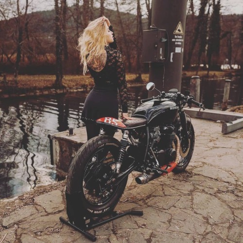 ๐ caferacerpasion.com ๐ Beautiful bike and girl! We love this...