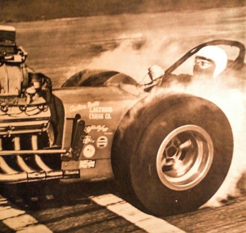 justahillbillyfromouterspace:front wheels up an turnin left...