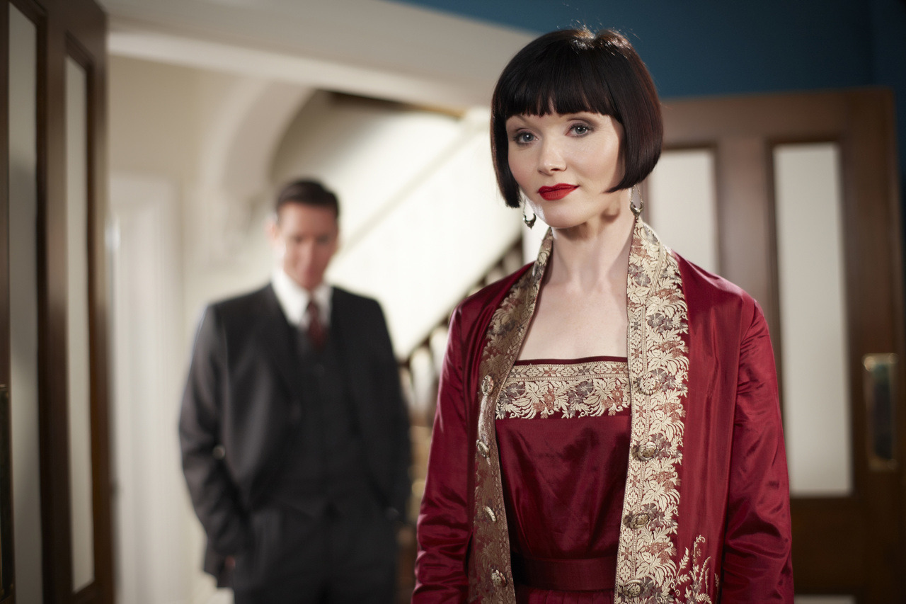 Phryne Fisher's Fabulous Frocks — Miss Fisher’s first outfit of “Queen ...