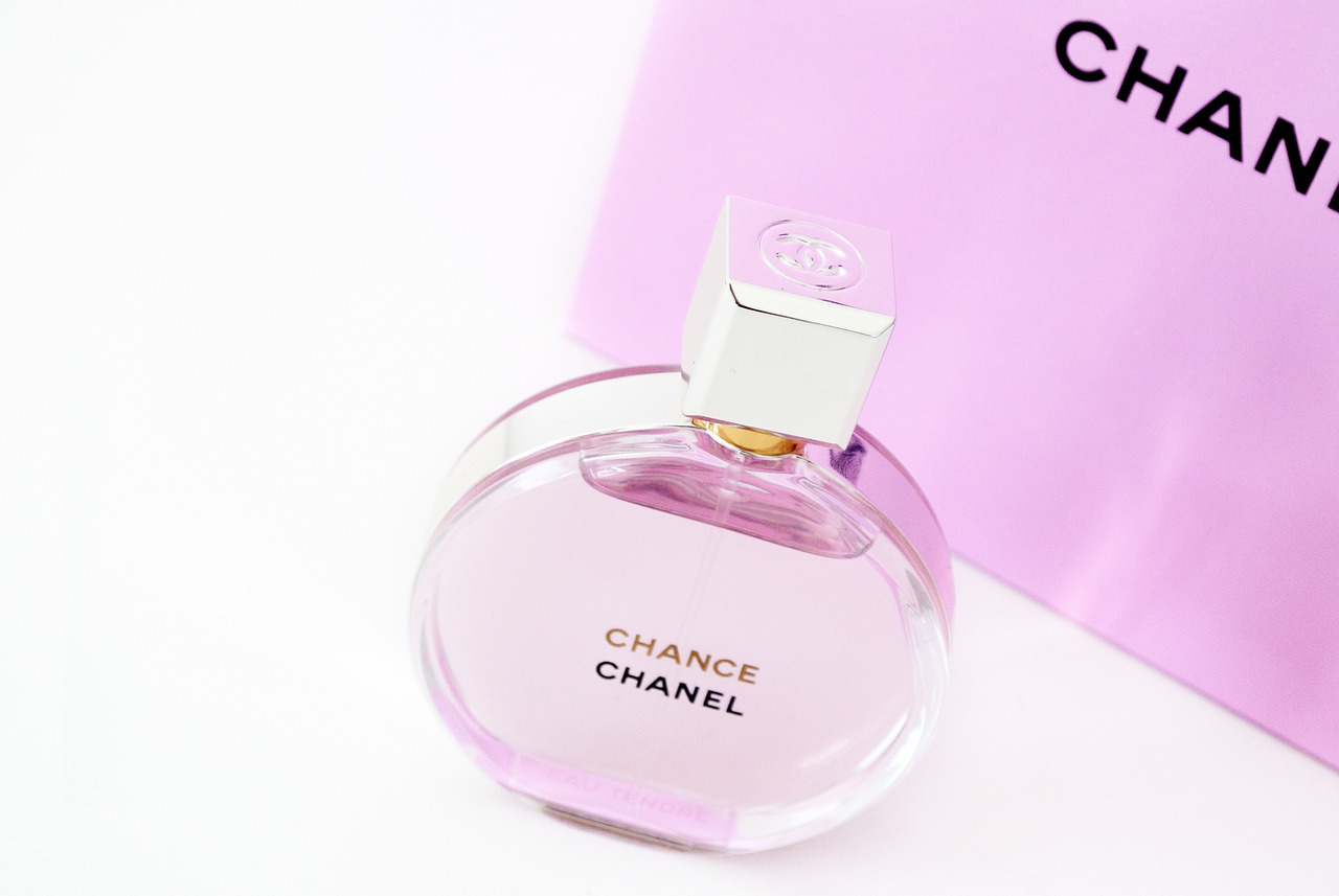 CHANEL Chance Tendre Eau de Parfum (2019) Review - Anita Michaela