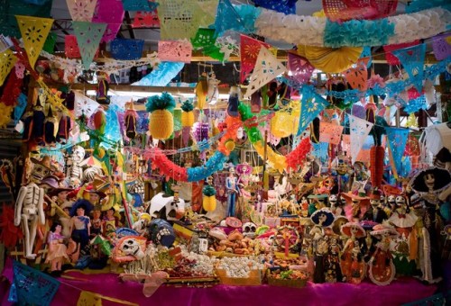 justawkwardgirl:Yo amo los mercados porque tienen mucho color...