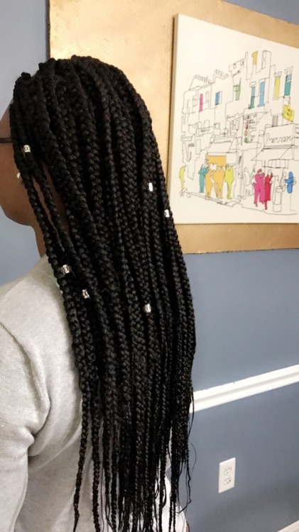 herabstract:Box Braids5-8 packs of Xpressions or Kanekalon...