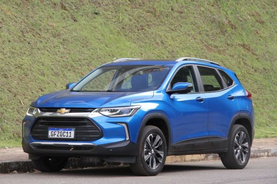 chevrolet tracker premier 2021 azul dianteira