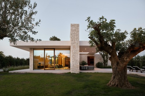 Beautiful Modern Spanish House With Courtyards And Pool...