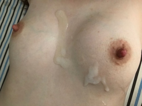 ee12345aa:Another cum on round tits