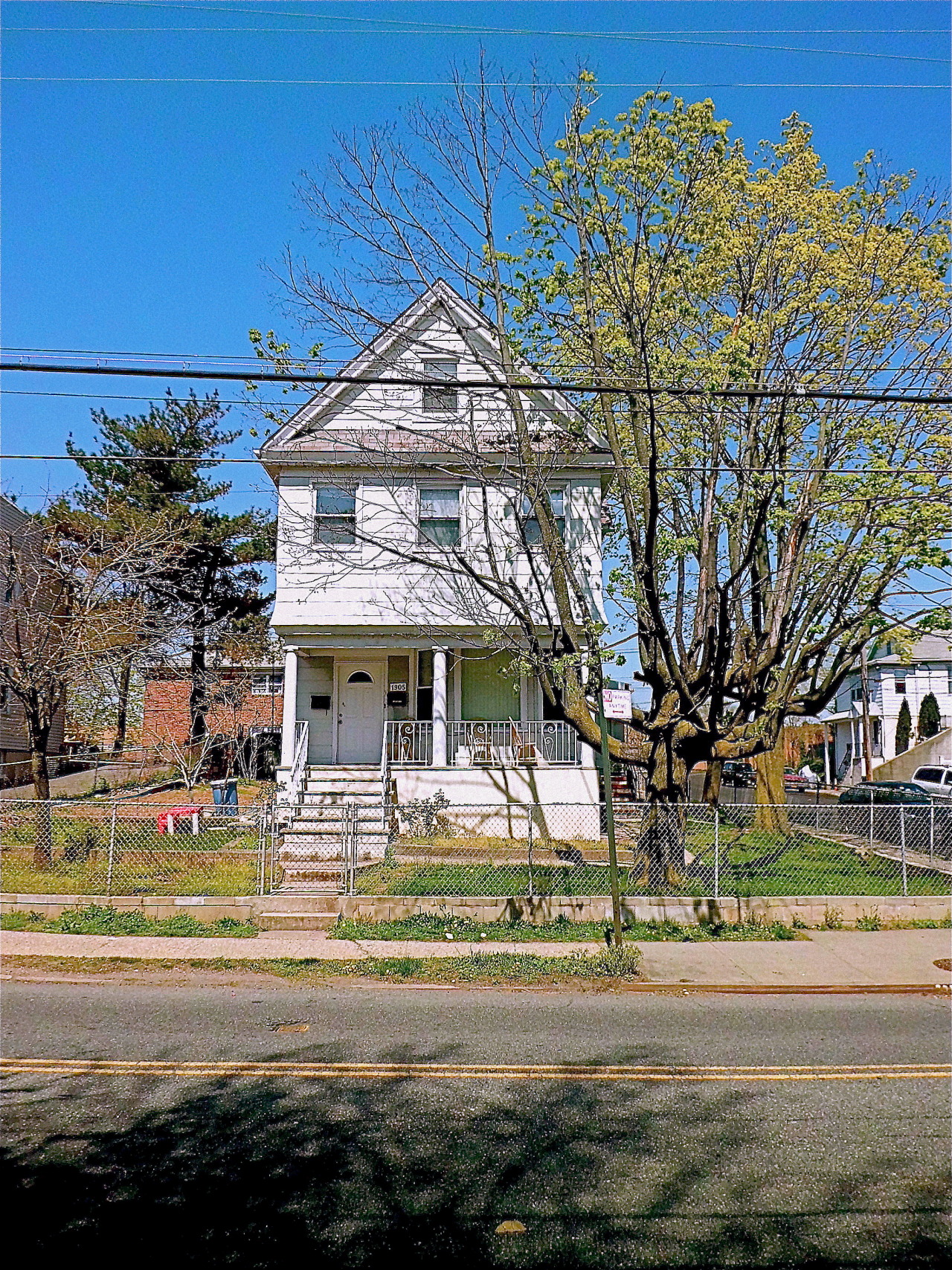 Wandering New York, A house in Grasmere, Staten Island.