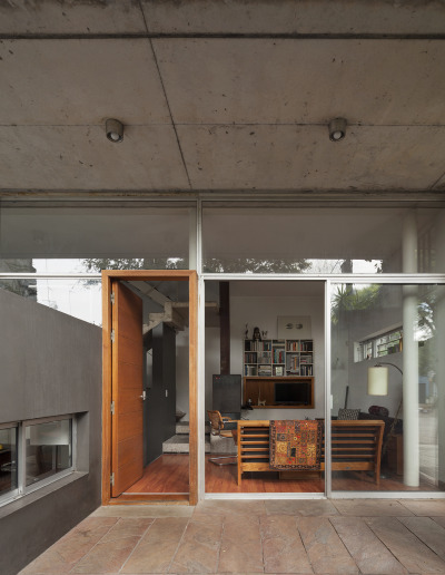 ombuarchitecture:<br /><br />Casa PalmarMontevideo • UruguayBy Estudio UZ:AAVia Arqa