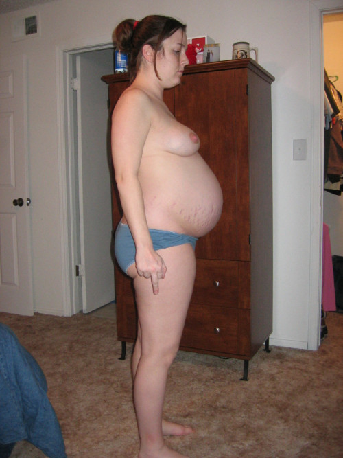 preggo-wankarama:wankarama:Homemade: Private Preggo...