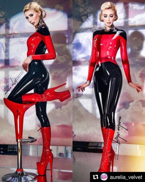 latexfashiontv:#Repost @aurelia_velvet・・・#latex #catsuit...