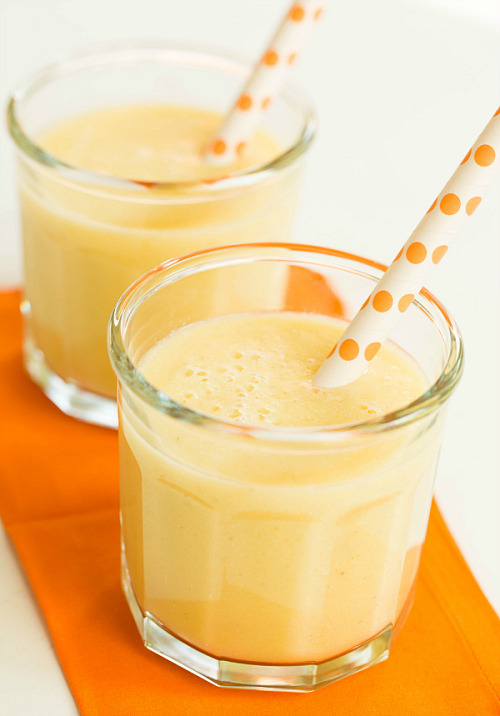 guardians-of-the-food:Mango-Banana Smoothie